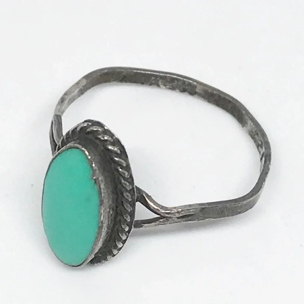 Vintage Sterling Silver Turquoise Ring Size 6.5‎ Southwestern Oval Cabochon 1.3g